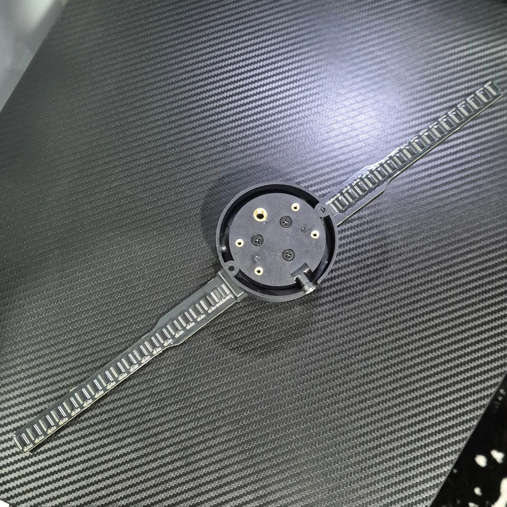 Black holographic fan display