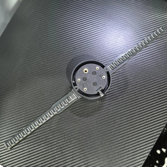Black holographic fan display